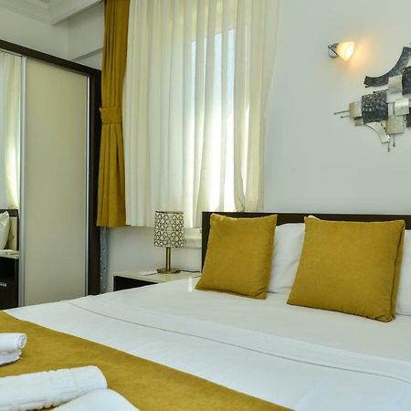 Saros Apartments Calis Beach เฟทิเย ภายนอก รูปภาพ