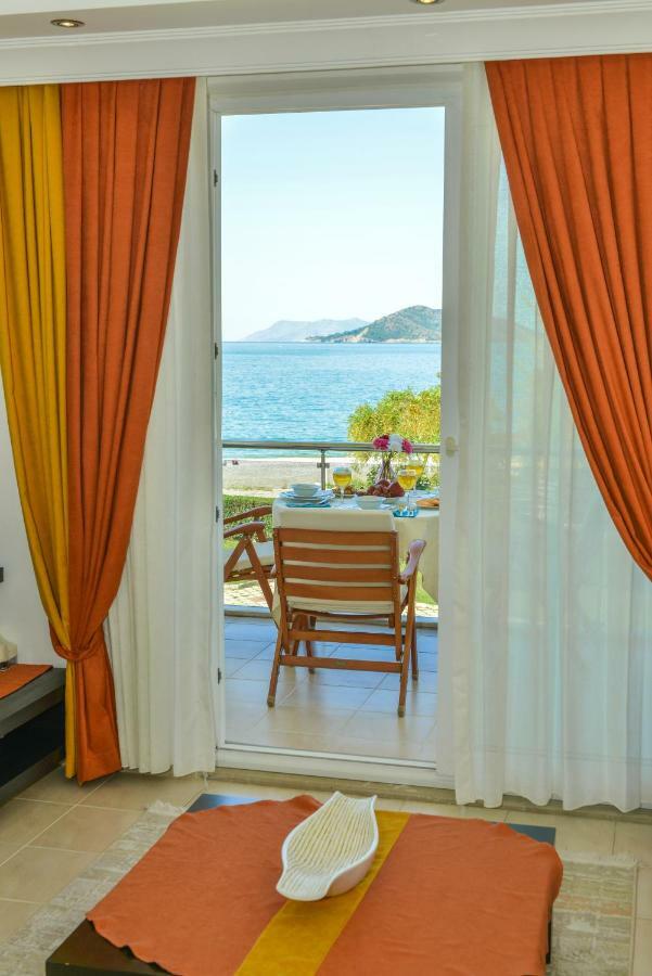 Saros Apartments Calis Beach เฟทิเย ภายนอก รูปภาพ